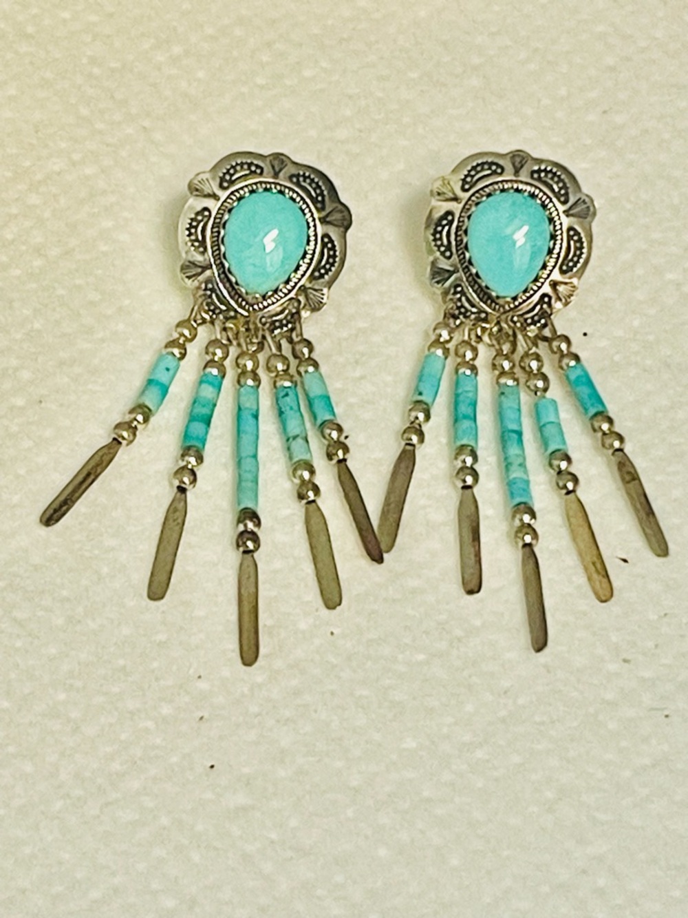VTG Southwest Sterling Silver Turquoise
Dangle Earrings